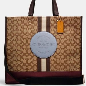 Dempsey Tote 40 In Signature Jacquard With